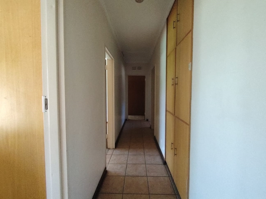 7 Bedroom Property for Sale in Fichardt Park Free State